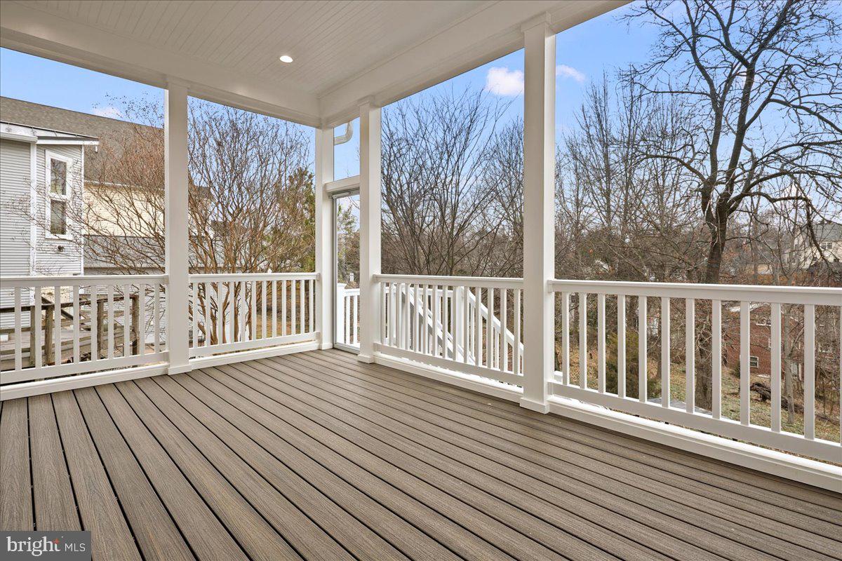 3411 17TH ST N, ARLINGTON, Virginia 22207, 5 Bedrooms Bedrooms, ,4 BathroomsBathrooms,Residential,For sale,3411 17TH ST N,VAAR2067438 MLS # VAAR2067438