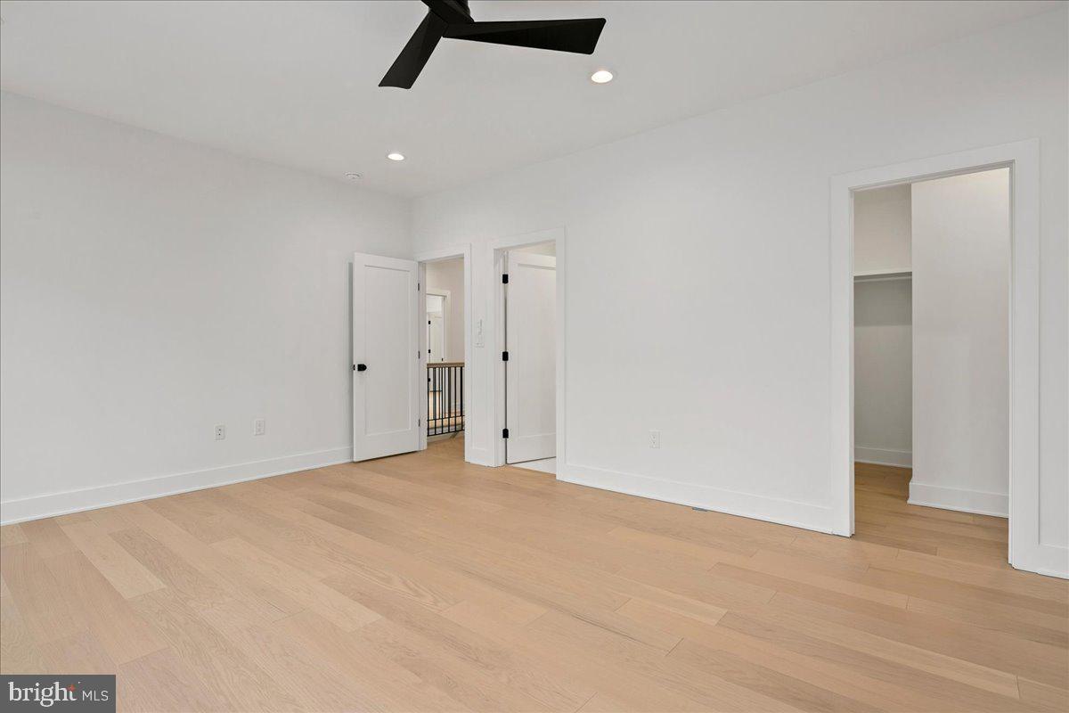 3411 17TH ST N, ARLINGTON, Virginia 22207, 5 Bedrooms Bedrooms, ,4 BathroomsBathrooms,Residential,For sale,3411 17TH ST N,VAAR2067438 MLS # VAAR2067438