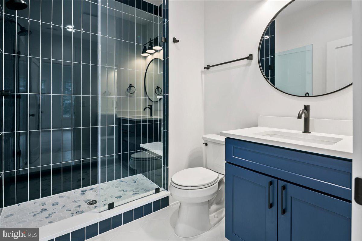 3411 17TH ST N, ARLINGTON, Virginia 22207, 5 Bedrooms Bedrooms, ,4 BathroomsBathrooms,Residential,For sale,3411 17TH ST N,VAAR2067438 MLS # VAAR2067438