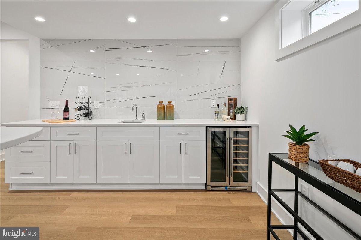 3411 17TH ST N, ARLINGTON, Virginia 22207, 5 Bedrooms Bedrooms, ,4 BathroomsBathrooms,Residential,For sale,3411 17TH ST N,VAAR2067438 MLS # VAAR2067438