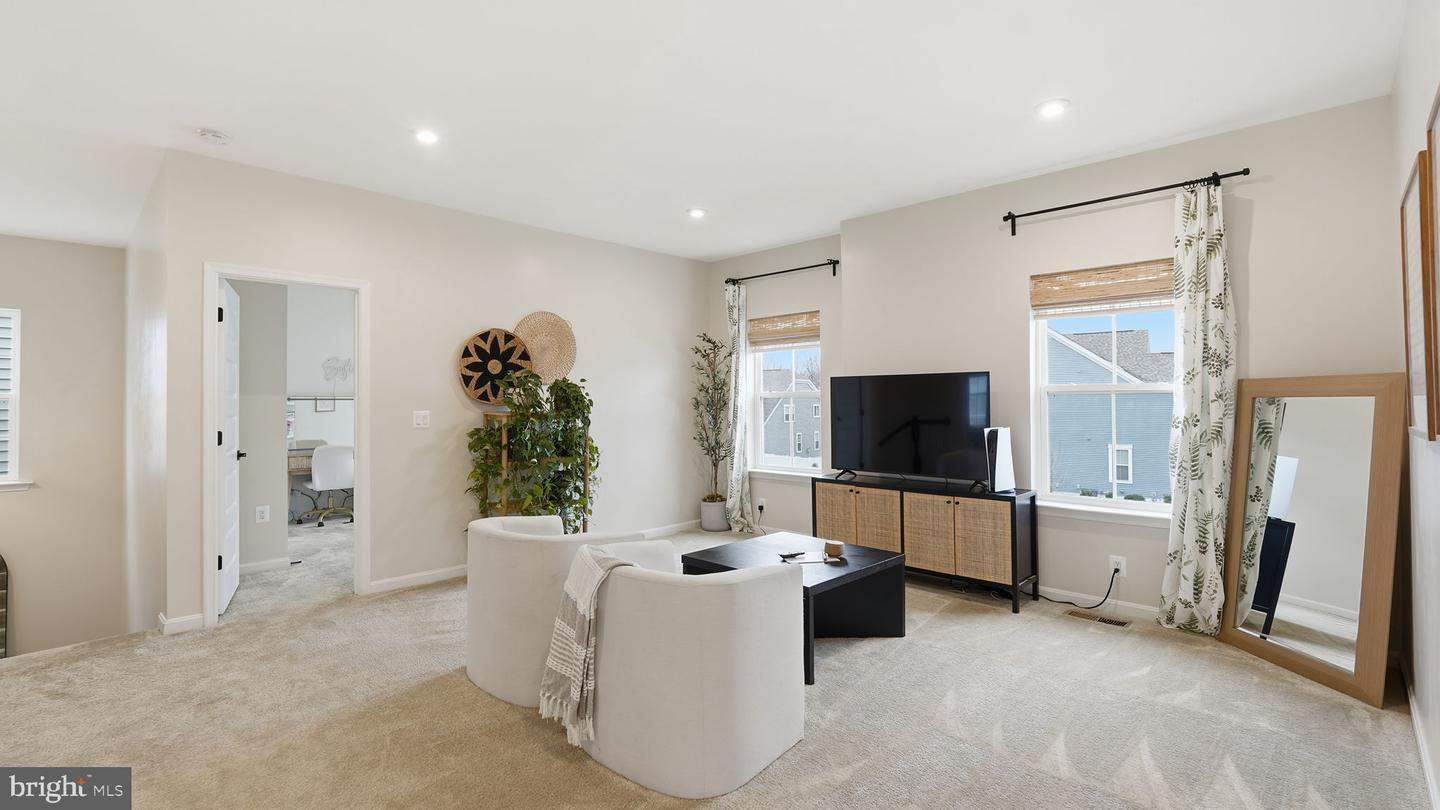 416 SMOKEBUSH DR, STAFFORD, Virginia 22554, 4 Bedrooms Bedrooms, ,3 BathroomsBathrooms,Residential,For sale,416 SMOKEBUSH DR,VAST2045078 MLS # VAST2045078