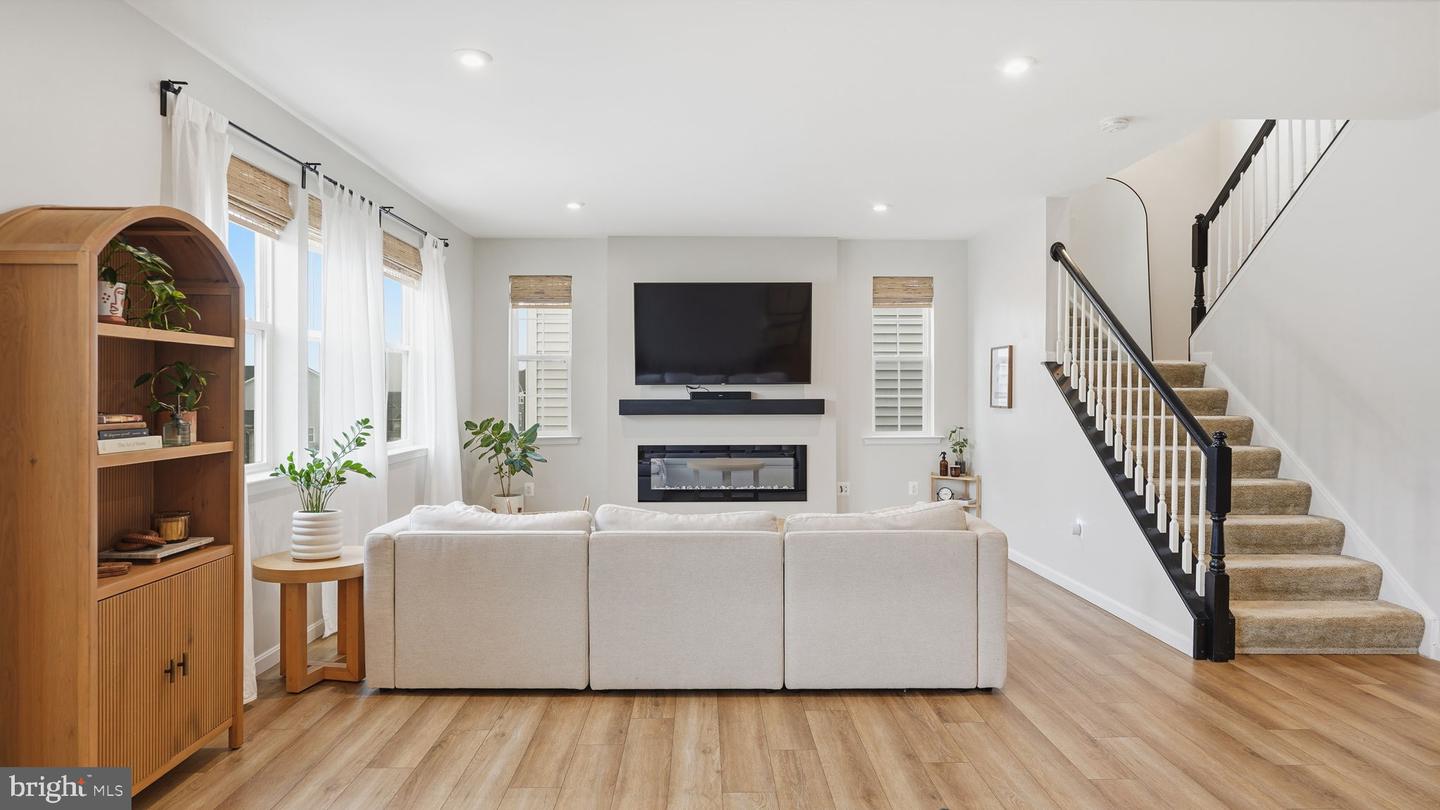 416 SMOKEBUSH DR, STAFFORD, Virginia 22554, 4 Bedrooms Bedrooms, ,3 BathroomsBathrooms,Residential,For sale,416 SMOKEBUSH DR,VAST2045078 MLS # VAST2045078