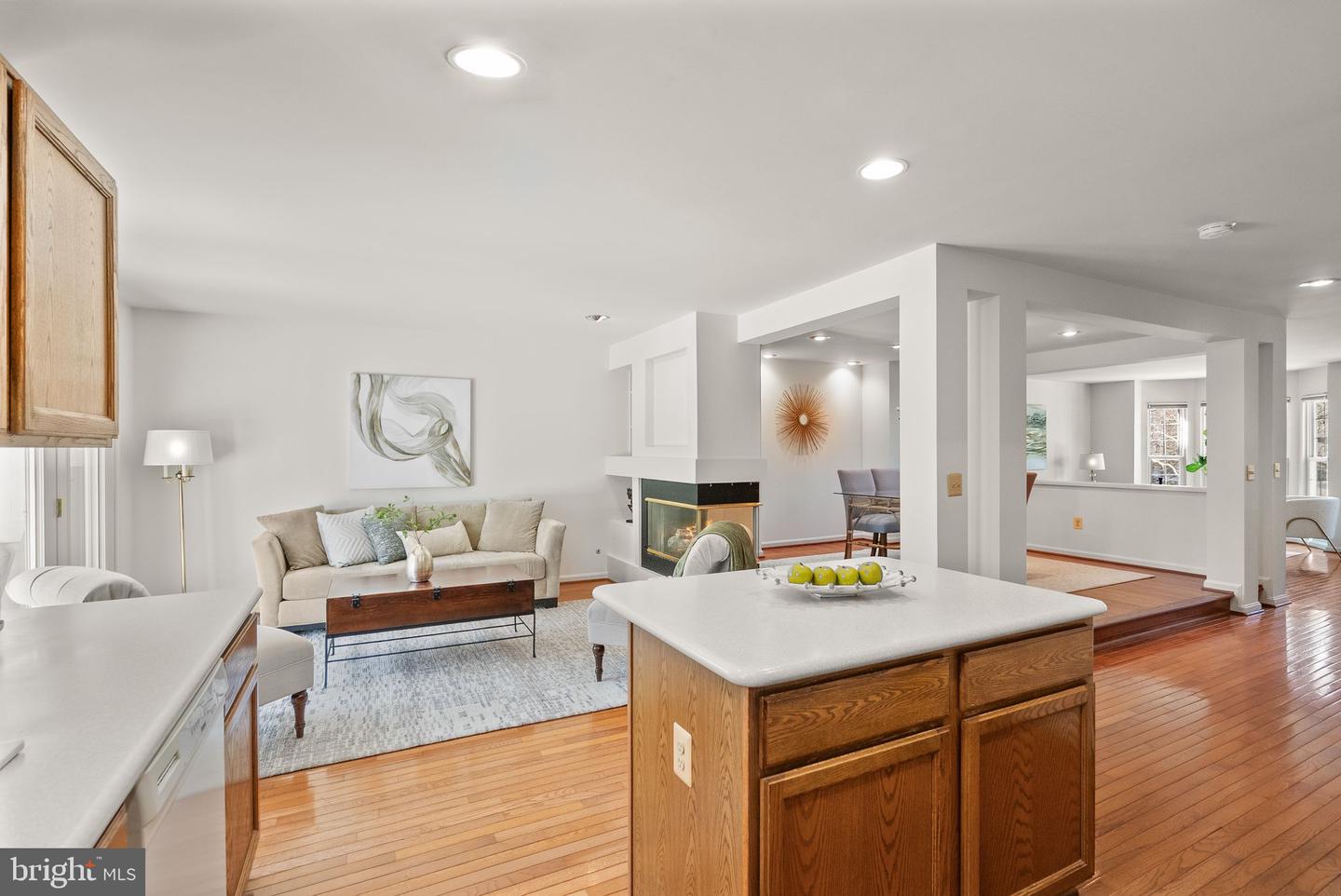 2709 BARONHURST DR, VIENNA, Virginia 22181, 3 Bedrooms Bedrooms, ,2 BathroomsBathrooms,Residential,For sale,2709 BARONHURST DR,VAFX2284912 MLS # VAFX2284912