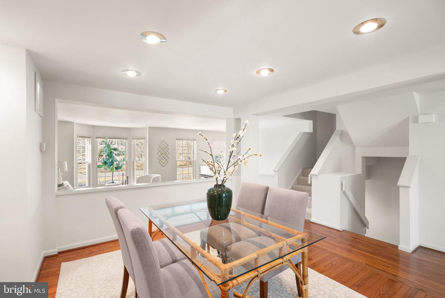 2709 BARONHURST DR, VIENNA, Virginia 22181, 3 Bedrooms Bedrooms, ,2 BathroomsBathrooms,Residential,For sale,2709 BARONHURST DR,VAFX2284912 MLS # VAFX2284912