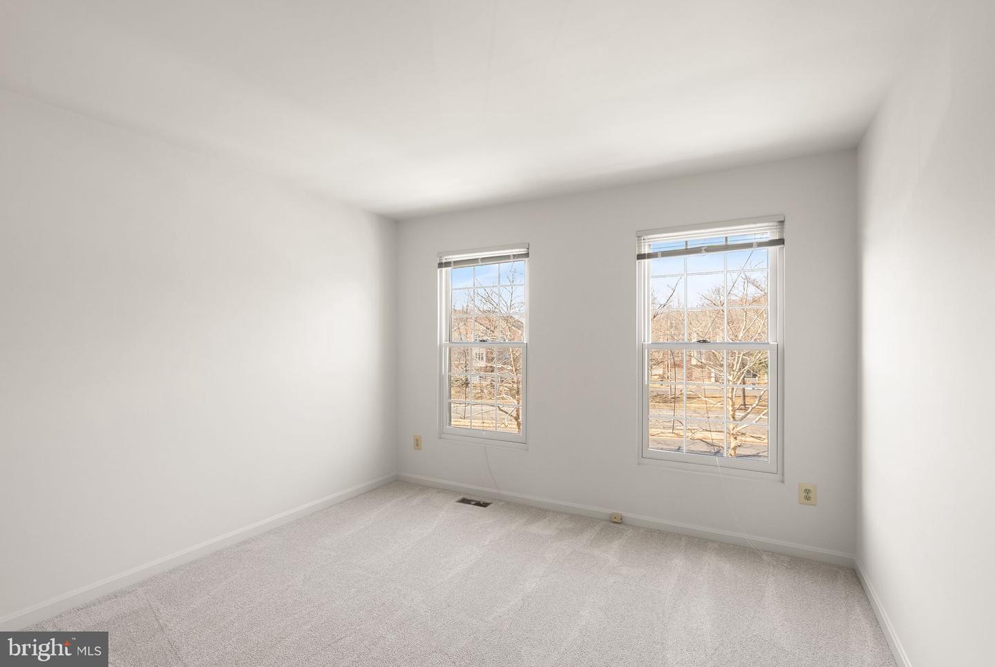 2709 BARONHURST DR, VIENNA, Virginia 22181, 3 Bedrooms Bedrooms, ,2 BathroomsBathrooms,Residential,For sale,2709 BARONHURST DR,VAFX2284912 MLS # VAFX2284912