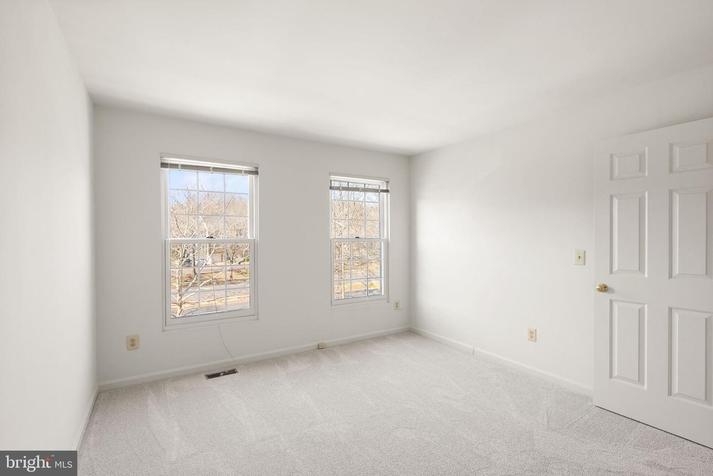 2709 BARONHURST DR, VIENNA, Virginia 22181, 3 Bedrooms Bedrooms, ,2 BathroomsBathrooms,Residential,For sale,2709 BARONHURST DR,VAFX2284912 MLS # VAFX2284912