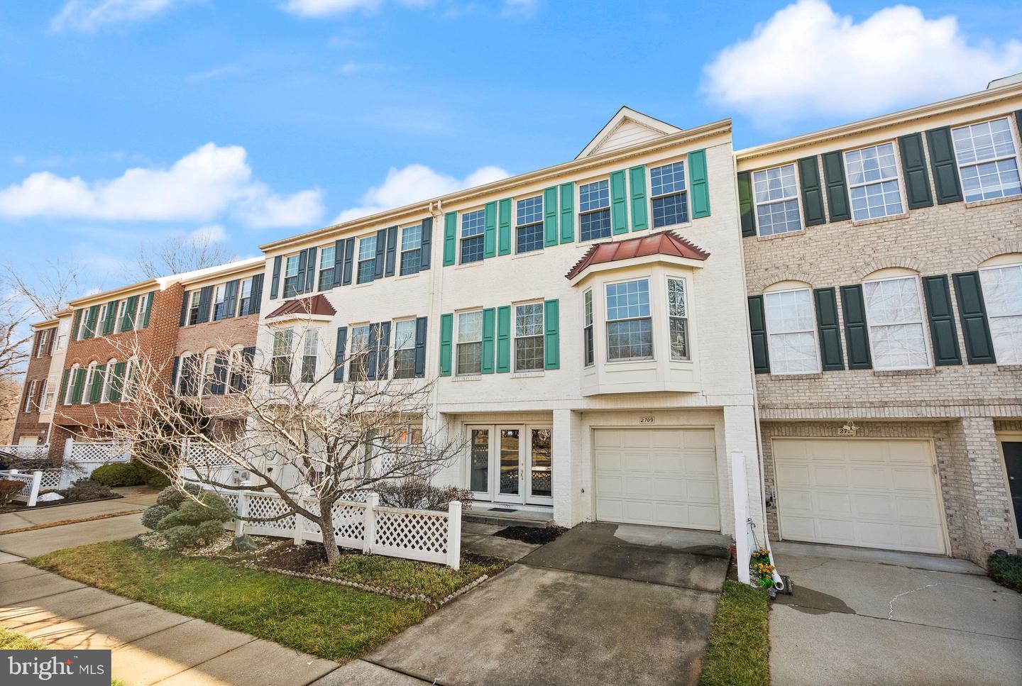 2709 BARONHURST DR, VIENNA, Virginia 22181, 3 Bedrooms Bedrooms, ,2 BathroomsBathrooms,Residential,For sale,2709 BARONHURST DR,VAFX2284912 MLS # VAFX2284912