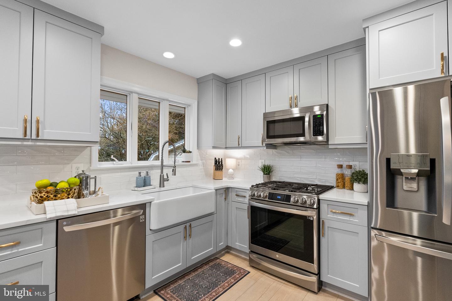 7911 BAINBRIDGE RD, ALEXANDRIA, Virginia 22308, 3 Bedrooms Bedrooms, ,2 BathroomsBathrooms,Residential,For sale,7911 BAINBRIDGE RD,VAFX2285332 MLS # VAFX2285332