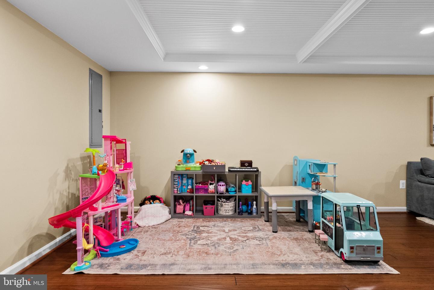 7911 BAINBRIDGE RD, ALEXANDRIA, Virginia 22308, 3 Bedrooms Bedrooms, ,2 BathroomsBathrooms,Residential,For sale,7911 BAINBRIDGE RD,VAFX2285332 MLS # VAFX2285332