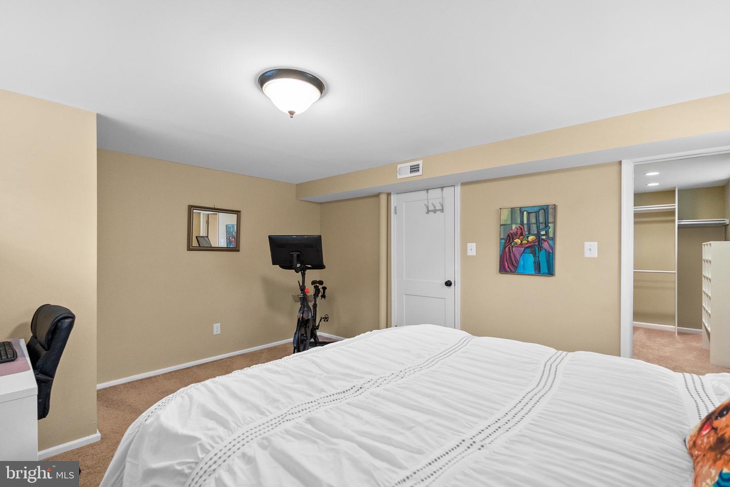 7911 BAINBRIDGE RD, ALEXANDRIA, Virginia 22308, 3 Bedrooms Bedrooms, ,2 BathroomsBathrooms,Residential,For sale,7911 BAINBRIDGE RD,VAFX2285332 MLS # VAFX2285332