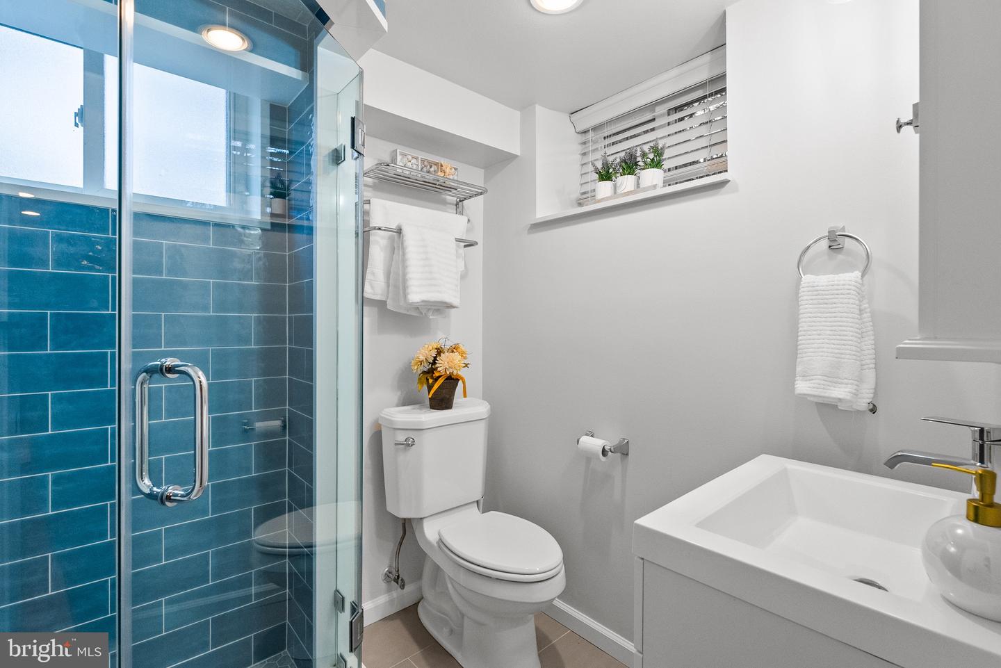 7911 BAINBRIDGE RD, ALEXANDRIA, Virginia 22308, 3 Bedrooms Bedrooms, ,2 BathroomsBathrooms,Residential,For sale,7911 BAINBRIDGE RD,VAFX2285332 MLS # VAFX2285332