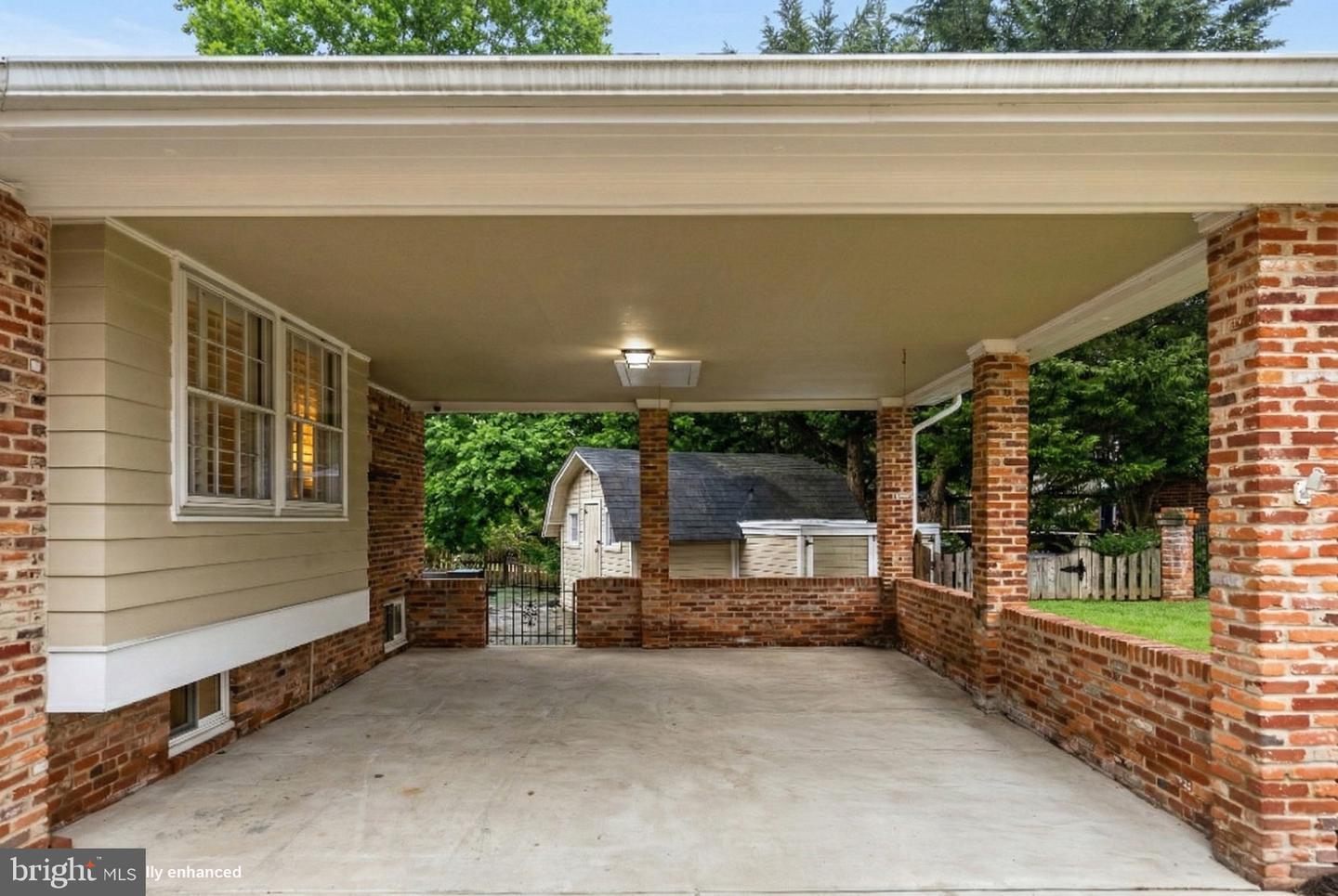 7911 BAINBRIDGE RD, ALEXANDRIA, Virginia 22308, 3 Bedrooms Bedrooms, ,2 BathroomsBathrooms,Residential,For sale,7911 BAINBRIDGE RD,VAFX2285332 MLS # VAFX2285332