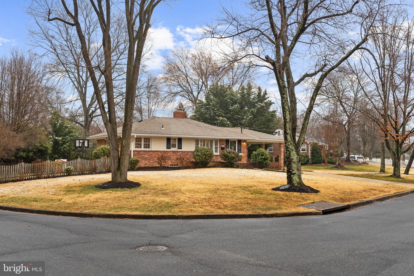 7911 BAINBRIDGE RD, ALEXANDRIA, Virginia 22308, 3 Bedrooms Bedrooms, ,2 BathroomsBathrooms,Residential,For sale,7911 BAINBRIDGE RD,VAFX2285332 MLS # VAFX2285332