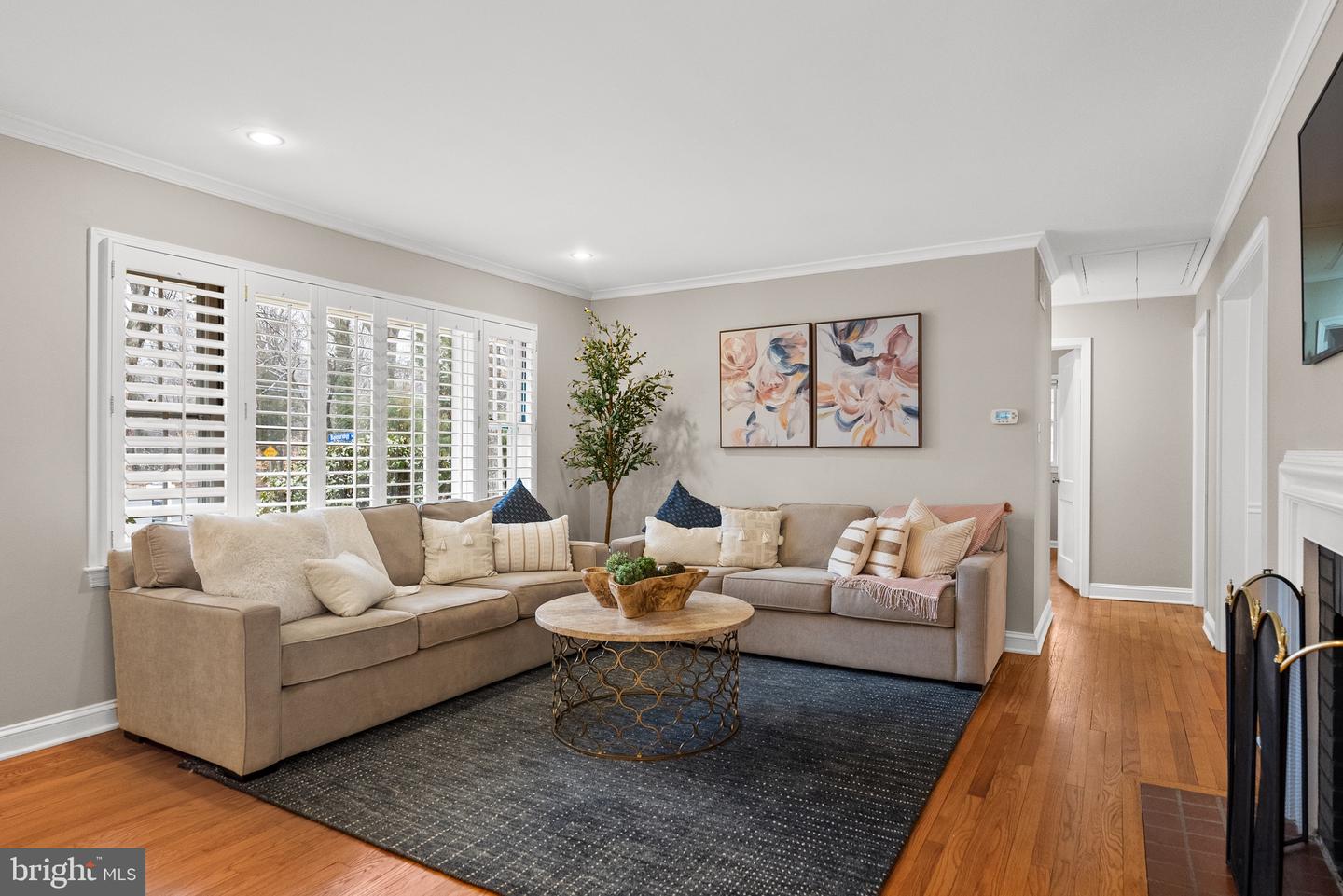 7911 BAINBRIDGE RD, ALEXANDRIA, Virginia 22308, 3 Bedrooms Bedrooms, ,2 BathroomsBathrooms,Residential,For sale,7911 BAINBRIDGE RD,VAFX2285332 MLS # VAFX2285332