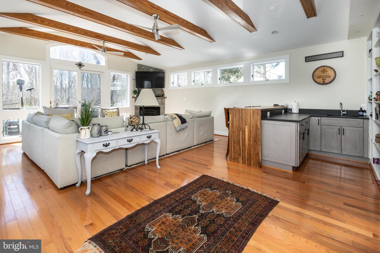 9813 FOSBAK DR, VIENNA, Virginia 22182, 5 Bedrooms Bedrooms, ,4 BathroomsBathrooms,Residential,For sale,9813 FOSBAK DR,VAFX2285590 MLS # VAFX2285590