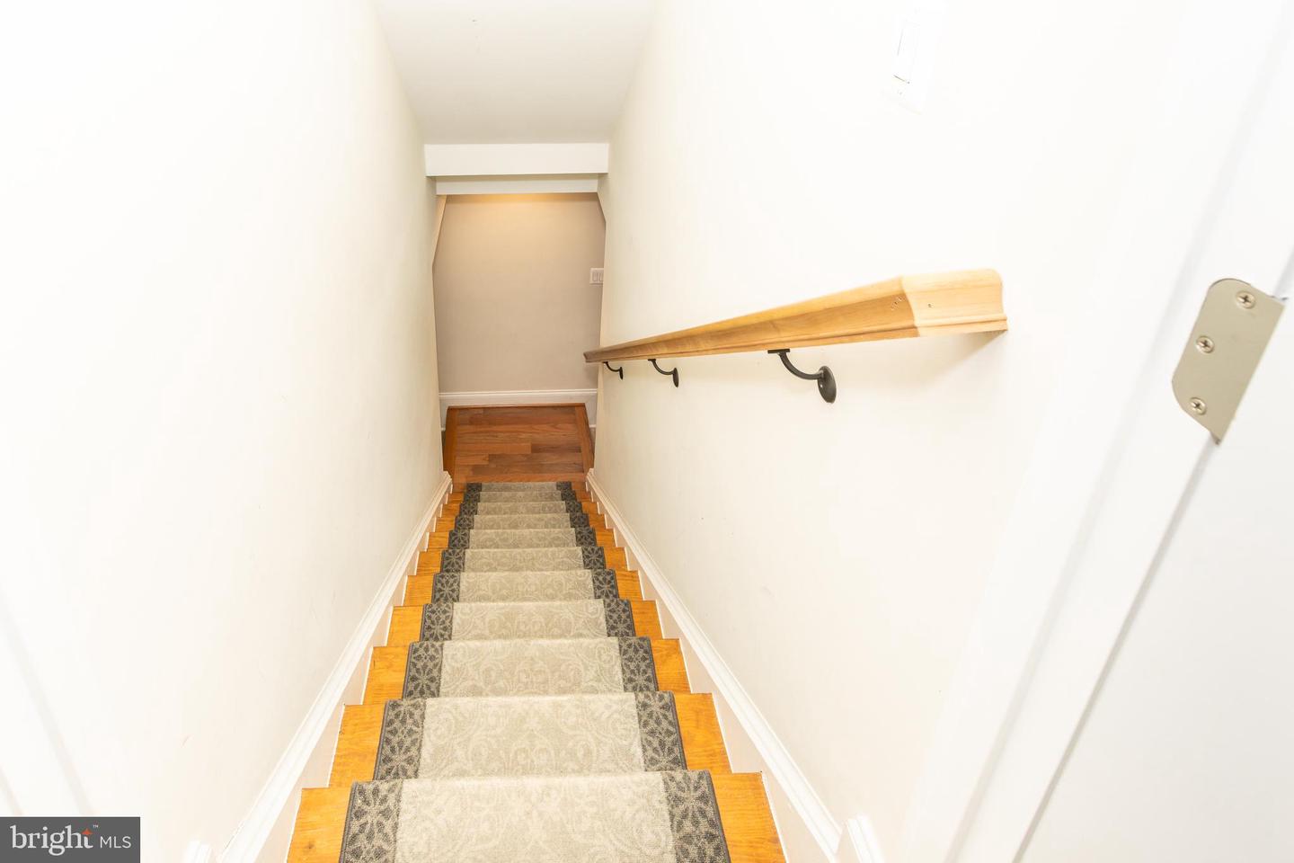 9813 FOSBAK DR, VIENNA, Virginia 22182, 5 Bedrooms Bedrooms, ,4 BathroomsBathrooms,Residential,For sale,9813 FOSBAK DR,VAFX2285590 MLS # VAFX2285590