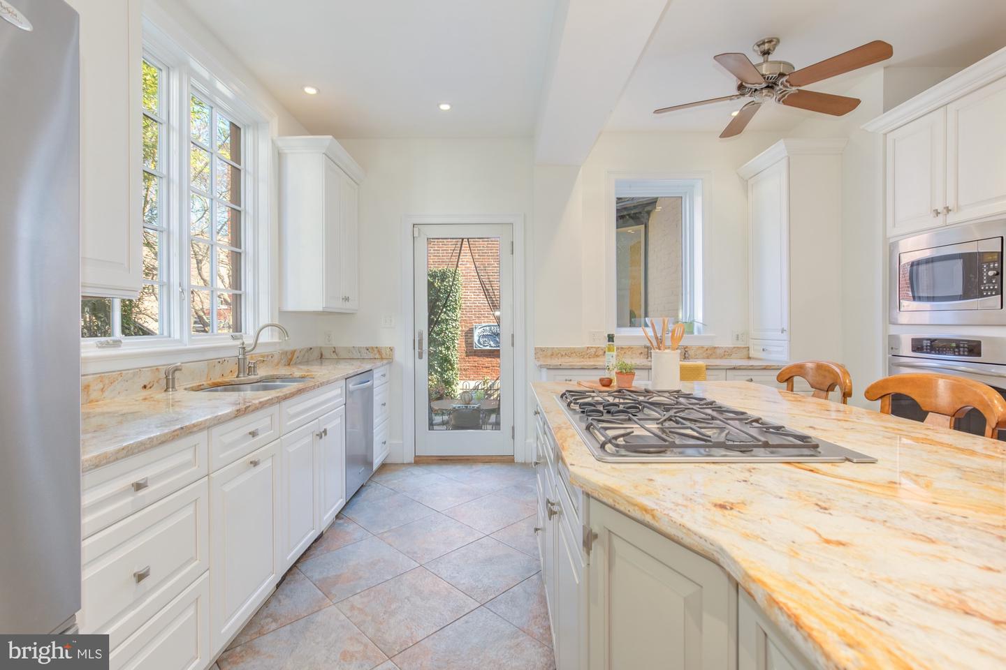 101 6TH ST NE, WASHINGTON, District Of Columbia 20002, 4 Bedrooms Bedrooms, 7 Rooms Rooms,3 BathroomsBathrooms,Residential,For sale,101 6TH ST NE,DCDC2241396 MLS # DCDC2241396