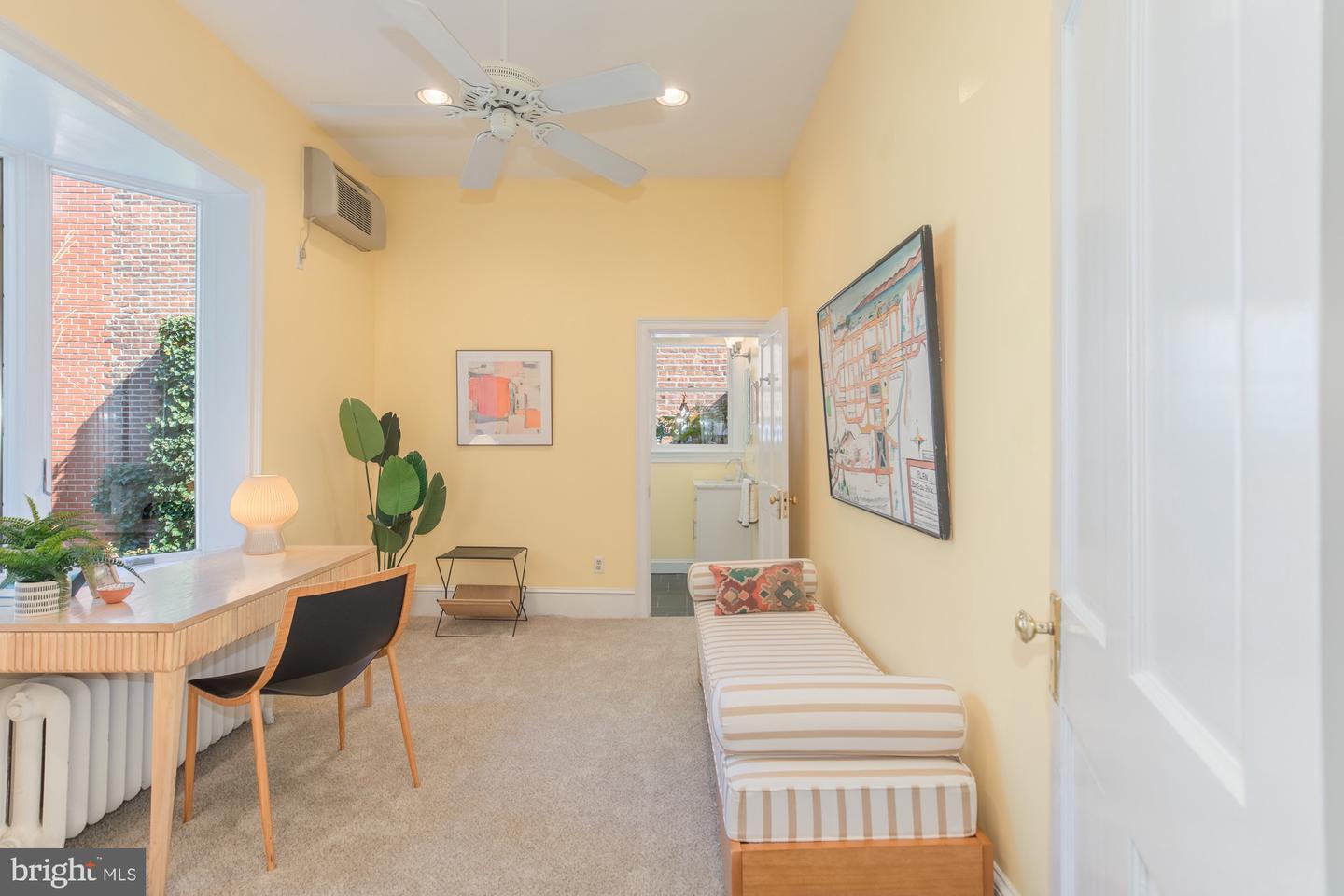 101 6TH ST NE, WASHINGTON, District Of Columbia 20002, 4 Bedrooms Bedrooms, 7 Rooms Rooms,3 BathroomsBathrooms,Residential,For sale,101 6TH ST NE,DCDC2241396 MLS # DCDC2241396