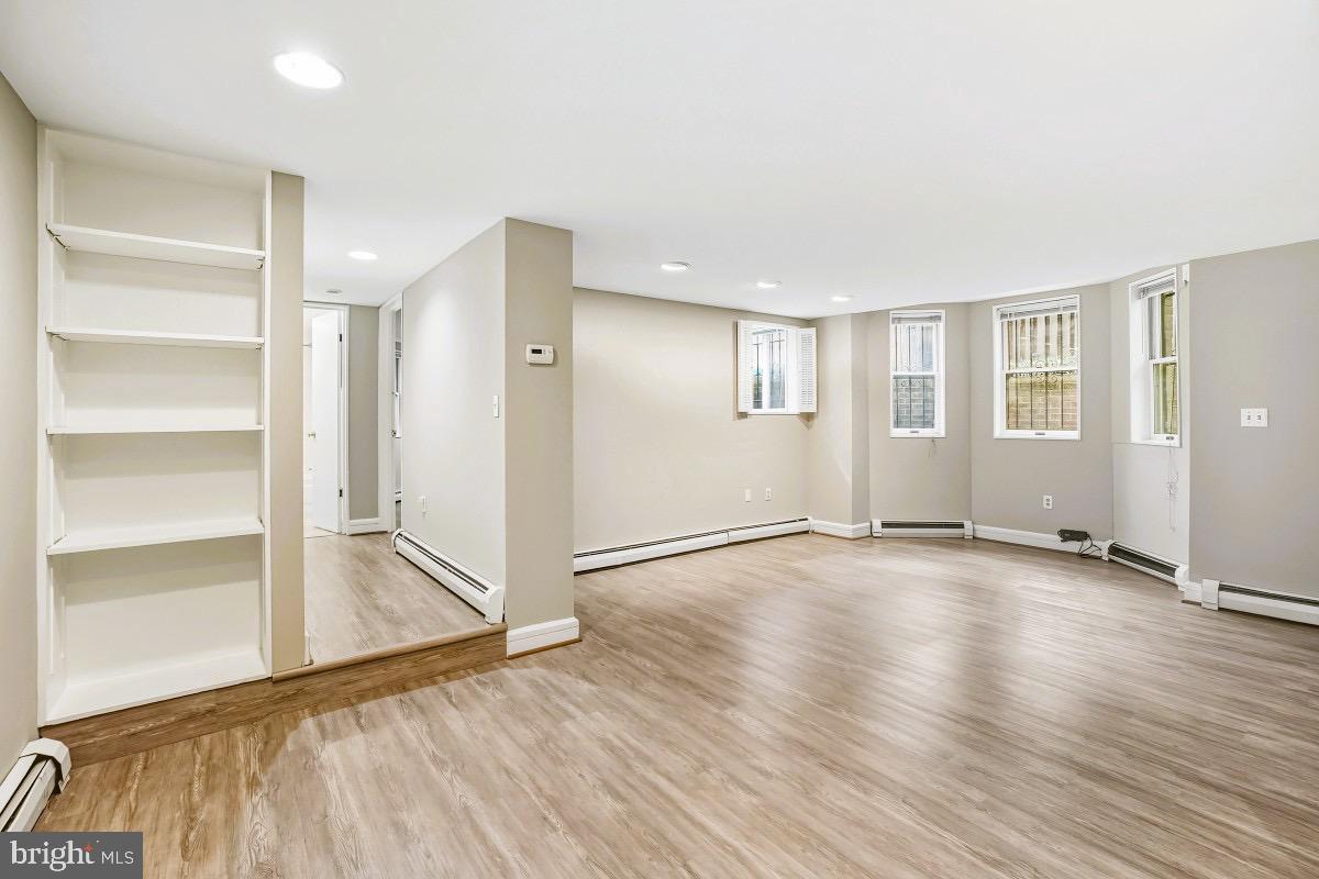 101 6TH ST NE, WASHINGTON, District Of Columbia 20002, 4 Bedrooms Bedrooms, 7 Rooms Rooms,3 BathroomsBathrooms,Residential,For sale,101 6TH ST NE,DCDC2241396 MLS # DCDC2241396