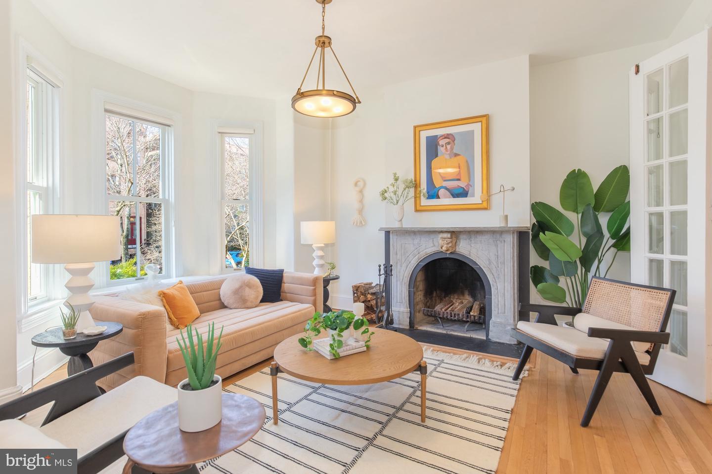 101 6TH ST NE, WASHINGTON, District Of Columbia 20002, 4 Bedrooms Bedrooms, 7 Rooms Rooms,3 BathroomsBathrooms,Residential,For sale,101 6TH ST NE,DCDC2241396 MLS # DCDC2241396