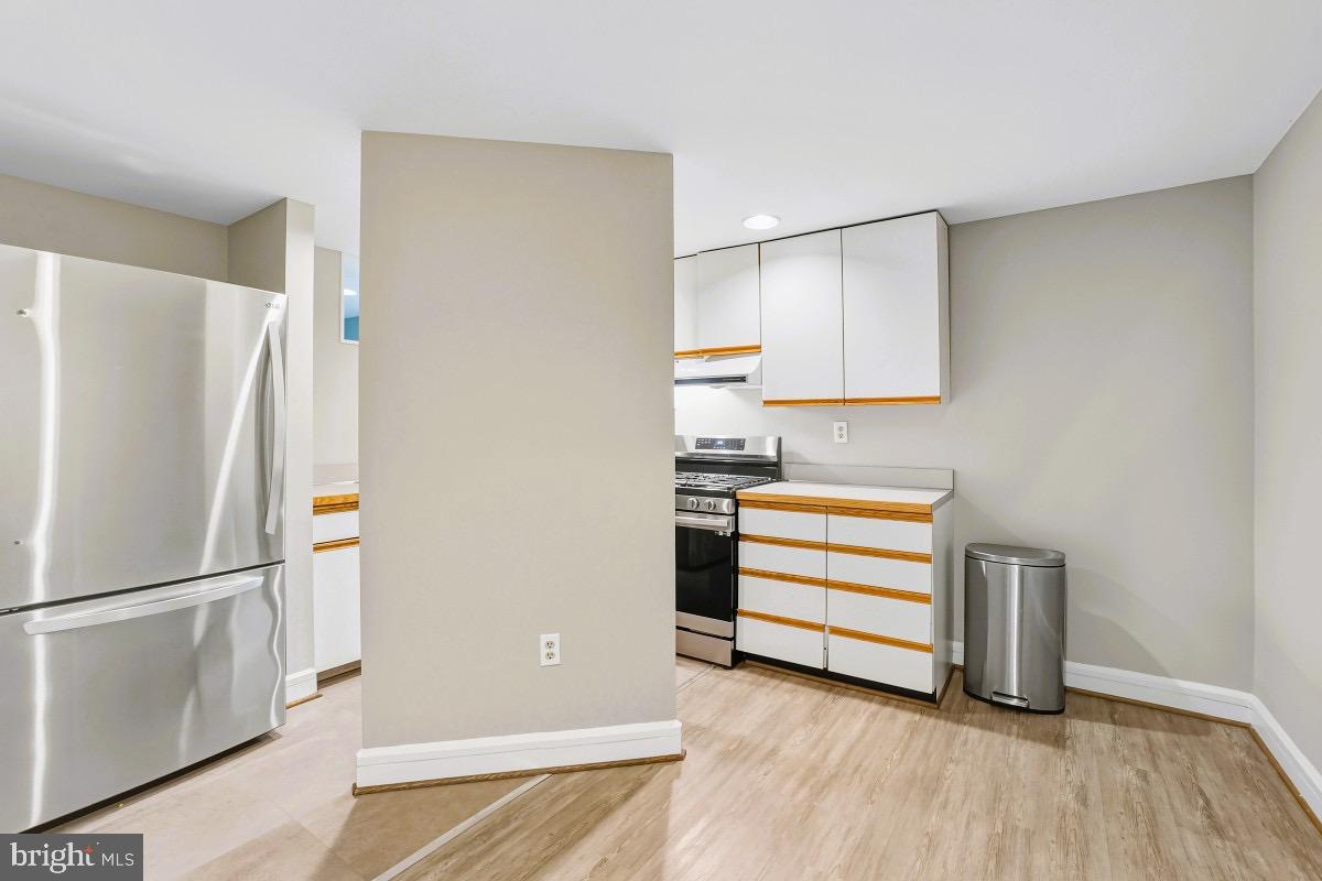 101 6TH ST NE, WASHINGTON, District Of Columbia 20002, 4 Bedrooms Bedrooms, 7 Rooms Rooms,3 BathroomsBathrooms,Residential,For sale,101 6TH ST NE,DCDC2241396 MLS # DCDC2241396