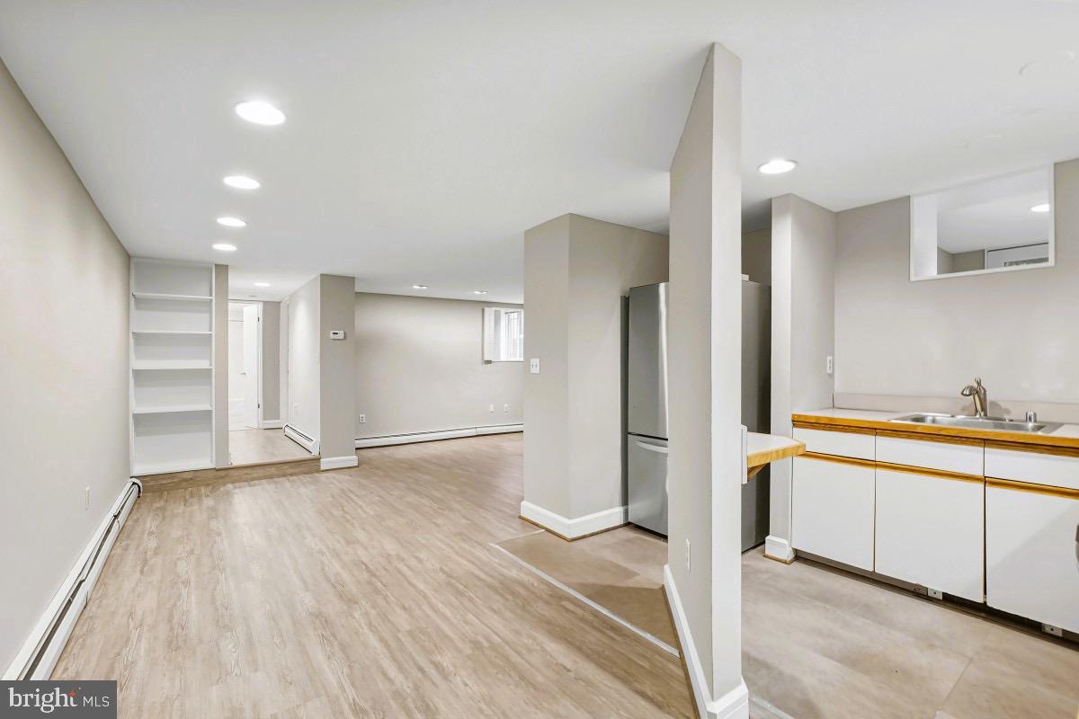 101 6TH ST NE, WASHINGTON, District Of Columbia 20002, 4 Bedrooms Bedrooms, 7 Rooms Rooms,3 BathroomsBathrooms,Residential,For sale,101 6TH ST NE,DCDC2241396 MLS # DCDC2241396