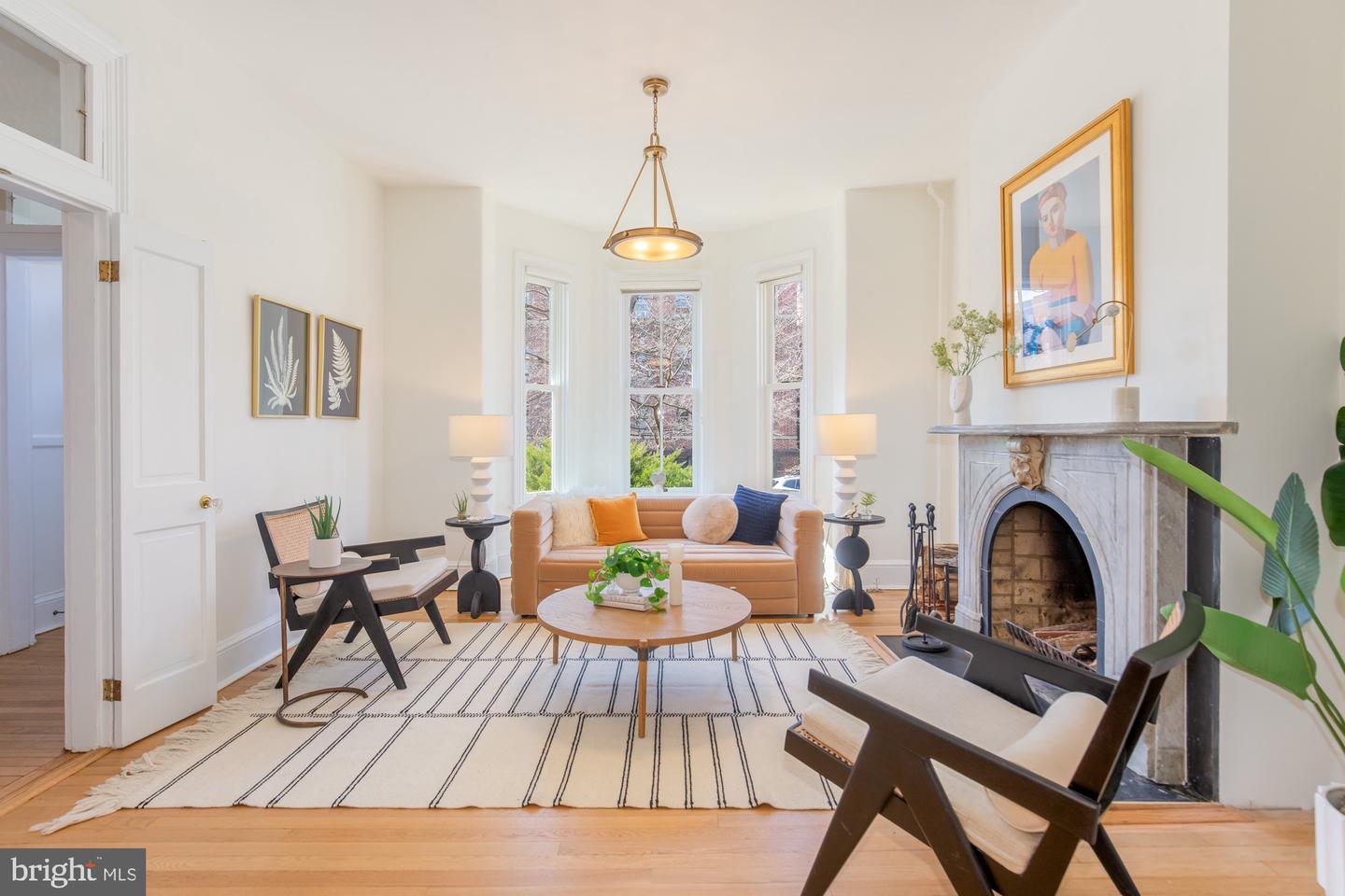 101 6TH ST NE, WASHINGTON, District Of Columbia 20002, 4 Bedrooms Bedrooms, 7 Rooms Rooms,3 BathroomsBathrooms,Residential,For sale,101 6TH ST NE,DCDC2241396 MLS # DCDC2241396