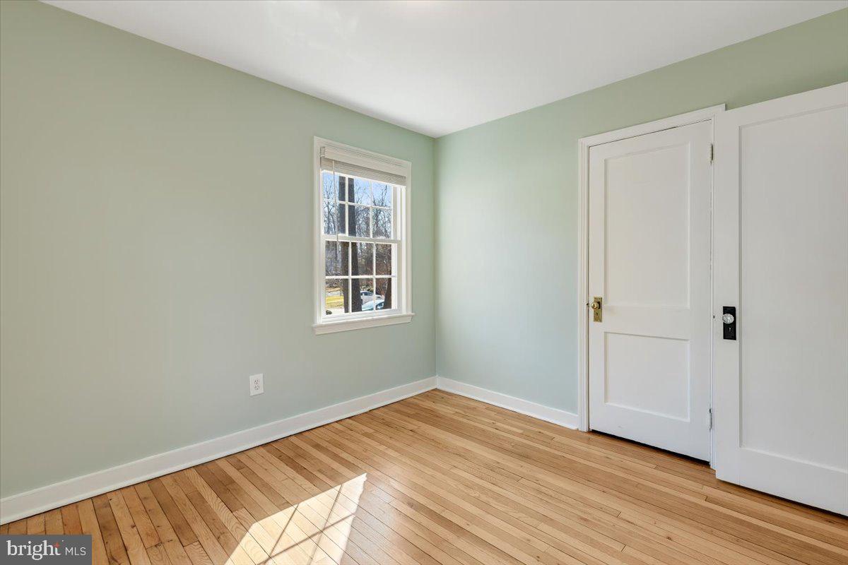 2845 MONROE ST, FALLS CHURCH, Virginia 22042, 4 Bedrooms Bedrooms, ,2 BathroomsBathrooms,Residential,For sale,2845 MONROE ST,VAFX2286020 MLS # VAFX2286020