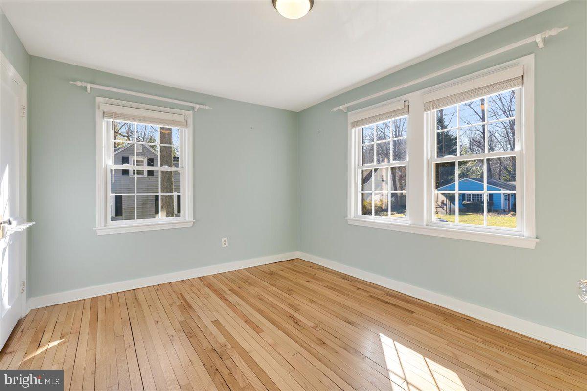 2845 MONROE ST, FALLS CHURCH, Virginia 22042, 4 Bedrooms Bedrooms, ,2 BathroomsBathrooms,Residential,For sale,2845 MONROE ST,VAFX2286020 MLS # VAFX2286020