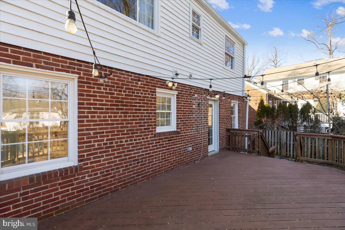 2845 MONROE ST, FALLS CHURCH, Virginia 22042, 4 Bedrooms Bedrooms, ,2 BathroomsBathrooms,Residential,For sale,2845 MONROE ST,VAFX2286020 MLS # VAFX2286020