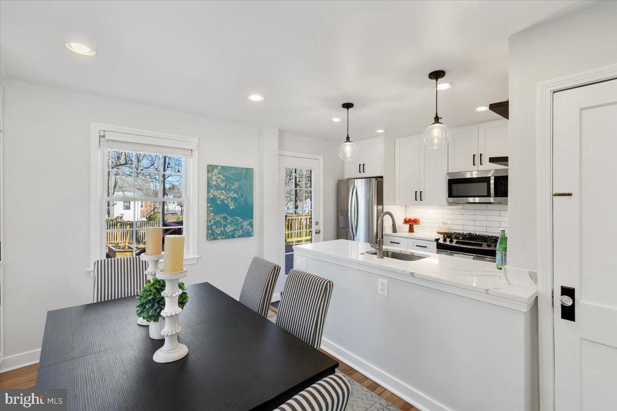 2845 MONROE ST, FALLS CHURCH, Virginia 22042, 4 Bedrooms Bedrooms, ,2 BathroomsBathrooms,Residential,For sale,2845 MONROE ST,VAFX2286020 MLS # VAFX2286020