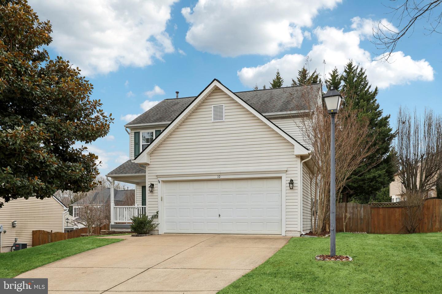 10 STONERIDGE CT, STAFFORD, Virginia 22554, 4 Bedrooms Bedrooms, ,3 BathroomsBathrooms,Residential,For sale,10 STONERIDGE CT,VAST2045384 MLS # VAST2045384