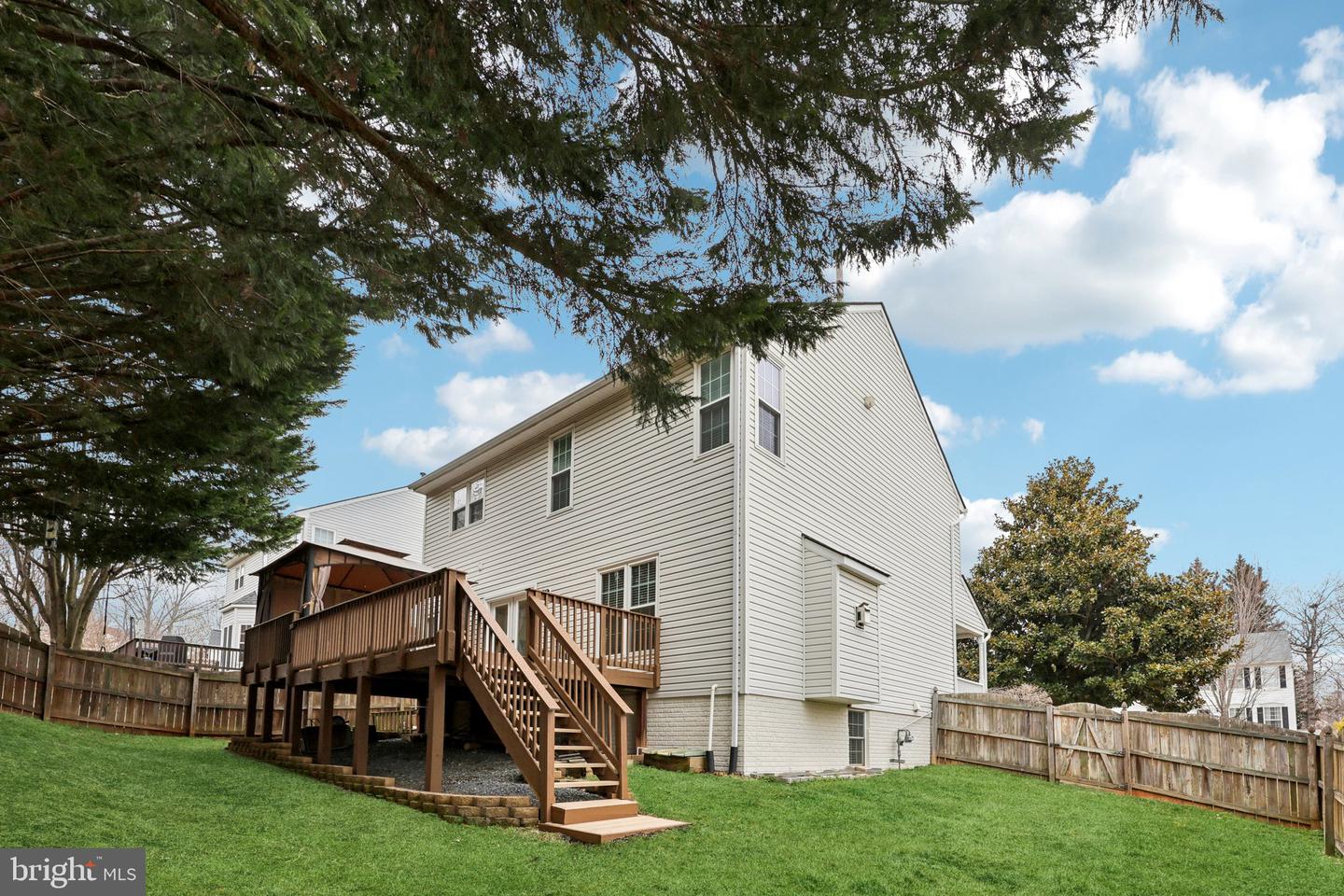 10 STONERIDGE CT, STAFFORD, Virginia 22554, 4 Bedrooms Bedrooms, ,3 BathroomsBathrooms,Residential,For sale,10 STONERIDGE CT,VAST2045384 MLS # VAST2045384