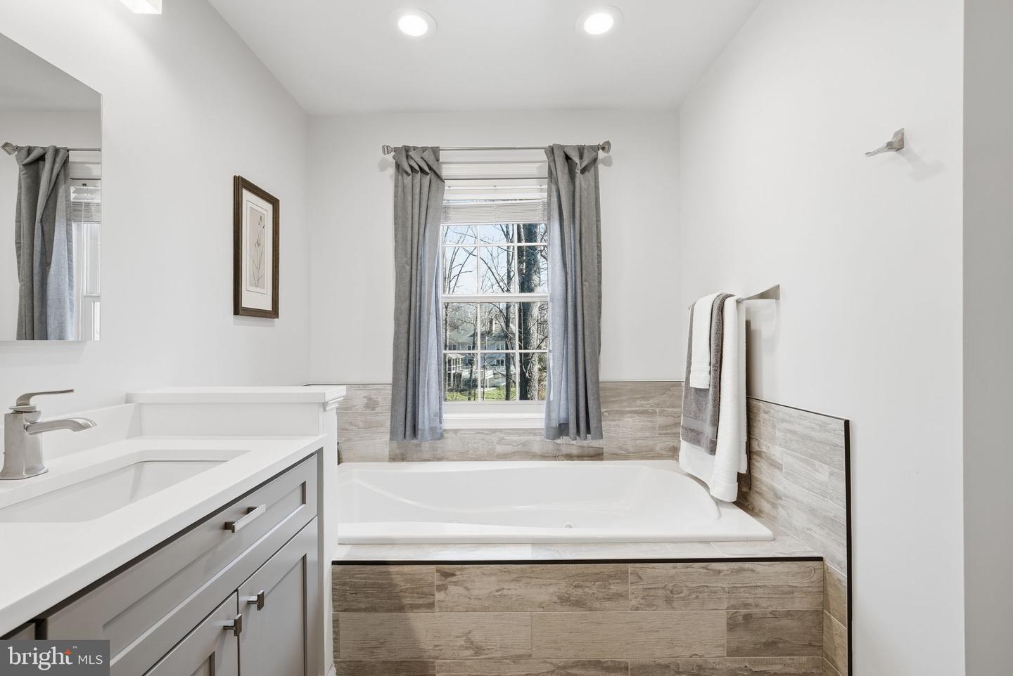 7519 WILDERNESS WAY, FAIRFAX STATION, Virginia 22039, 4 Bedrooms Bedrooms, ,3 BathroomsBathrooms,Residential,For sale,7519 WILDERNESS WAY,VAFX2286848 MLS # VAFX2286848