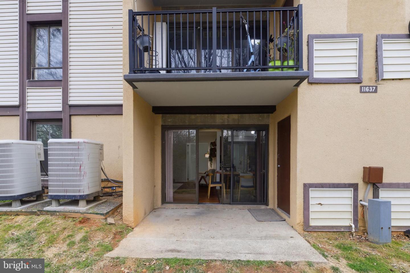 11637 STONEVIEW SQ #83/2B, RESTON, Virginia 20191, 2 Bedrooms Bedrooms, ,2 BathroomsBathrooms,Residential,For sale,11637 STONEVIEW SQ #83/2B,VAFX2286854 MLS # VAFX2286854