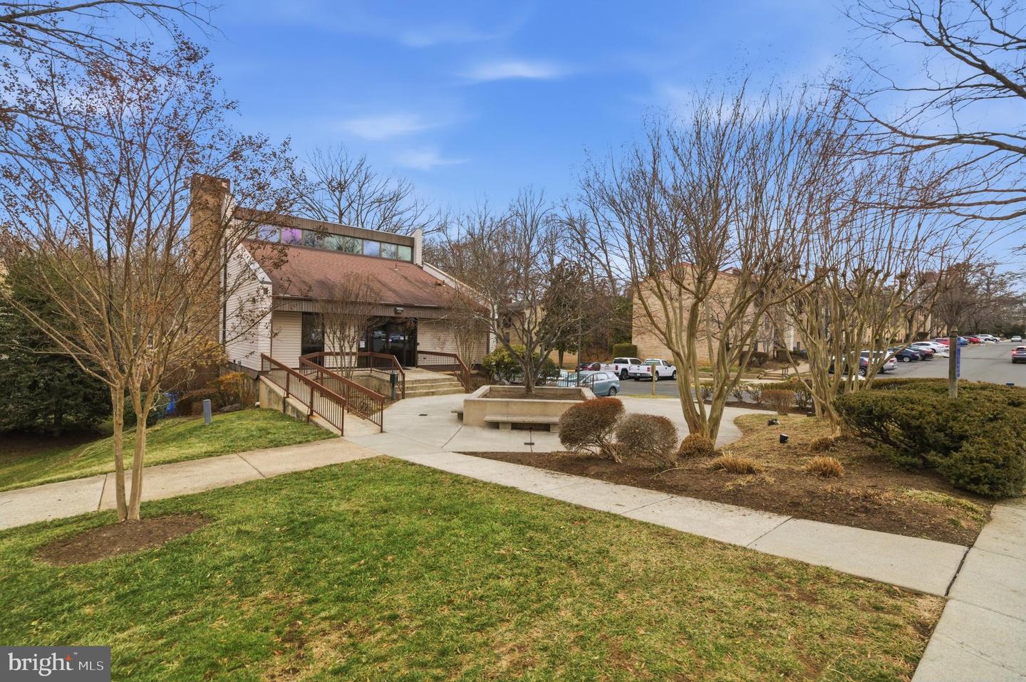 11637 STONEVIEW SQ #83/2B, RESTON, Virginia 20191, 2 Bedrooms Bedrooms, ,2 BathroomsBathrooms,Residential,For sale,11637 STONEVIEW SQ #83/2B,VAFX2286854 MLS # VAFX2286854