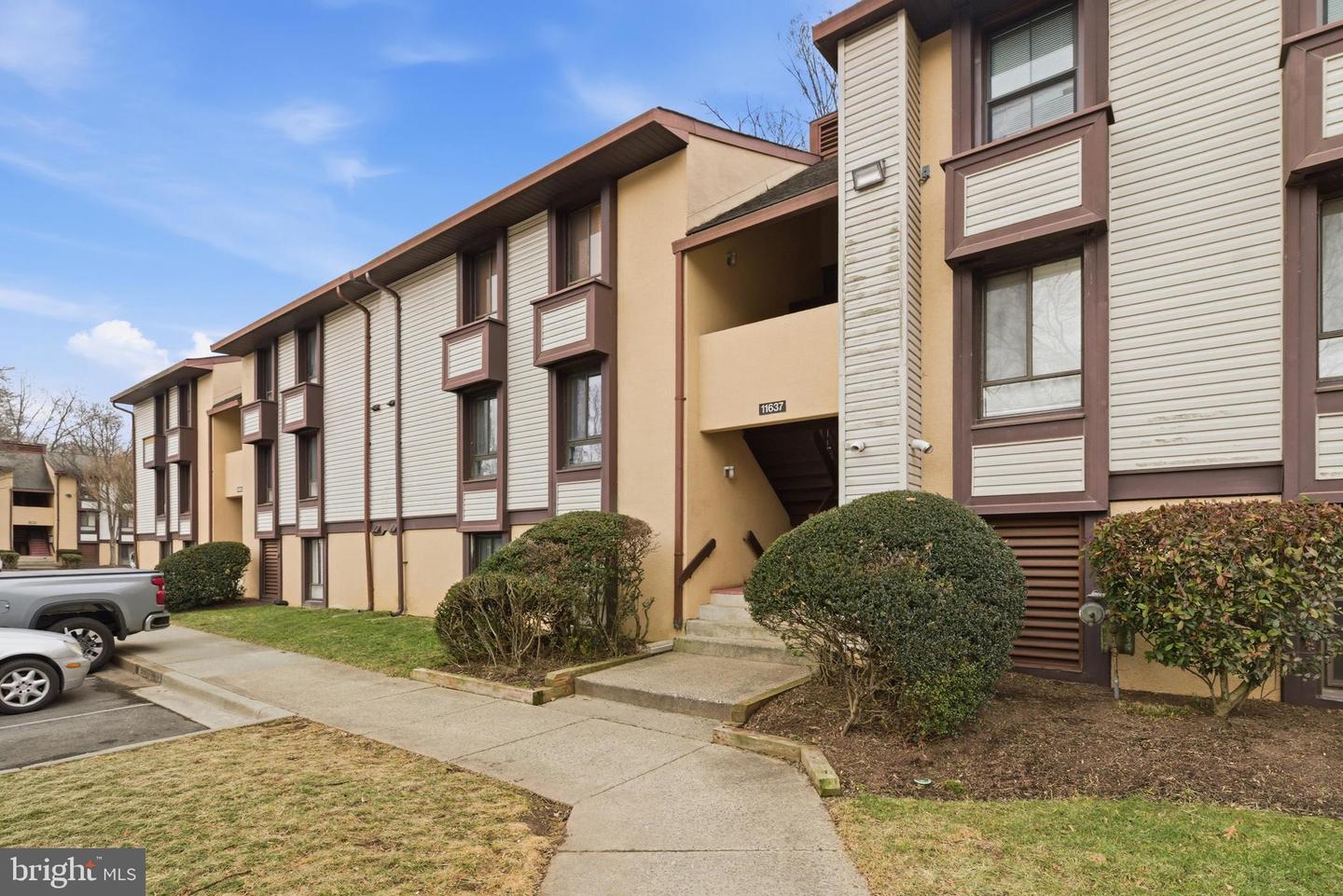 11637 STONEVIEW SQ #83/2B, RESTON, Virginia 20191, 2 Bedrooms Bedrooms, ,2 BathroomsBathrooms,Residential,For sale,11637 STONEVIEW SQ #83/2B,VAFX2286854 MLS # VAFX2286854