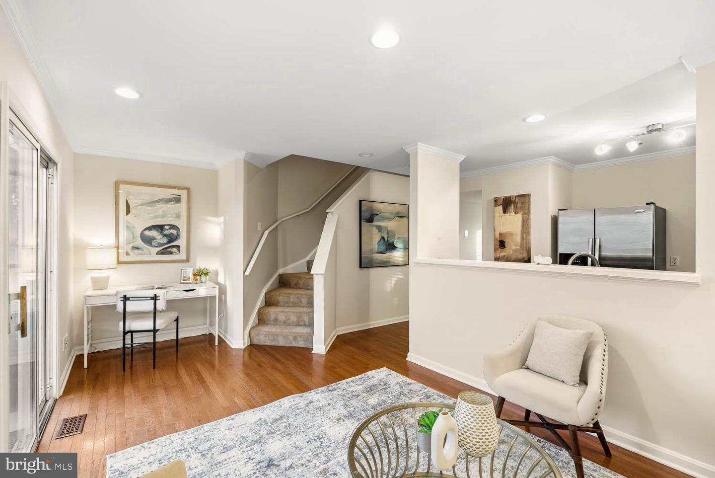 6102 KENDRA WAY, CENTREVILLE, Virginia 20121, 3 Bedrooms Bedrooms, 13 Rooms Rooms,3 BathroomsBathrooms,Residential,For sale,6102 KENDRA WAY,VAFX2286984 MLS # VAFX2286984