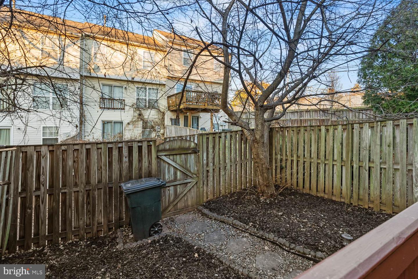 6102 KENDRA WAY, CENTREVILLE, Virginia 20121, 3 Bedrooms Bedrooms, 13 Rooms Rooms,3 BathroomsBathrooms,Residential,For sale,6102 KENDRA WAY,VAFX2286984 MLS # VAFX2286984