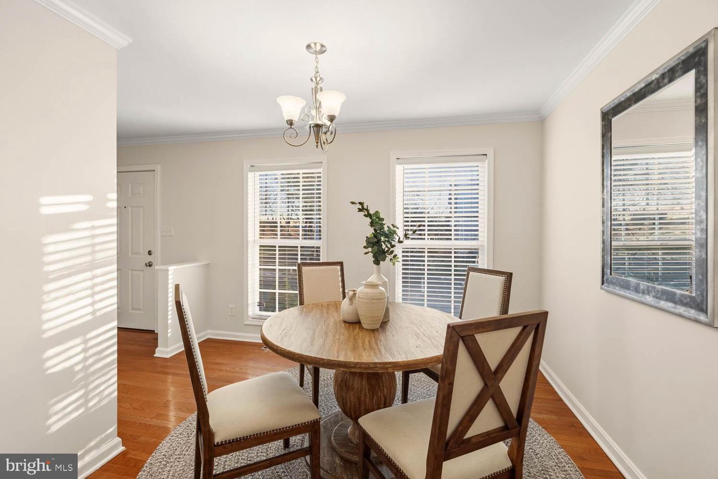 6102 KENDRA WAY, CENTREVILLE, Virginia 20121, 3 Bedrooms Bedrooms, 13 Rooms Rooms,3 BathroomsBathrooms,Residential,For sale,6102 KENDRA WAY,VAFX2286984 MLS # VAFX2286984