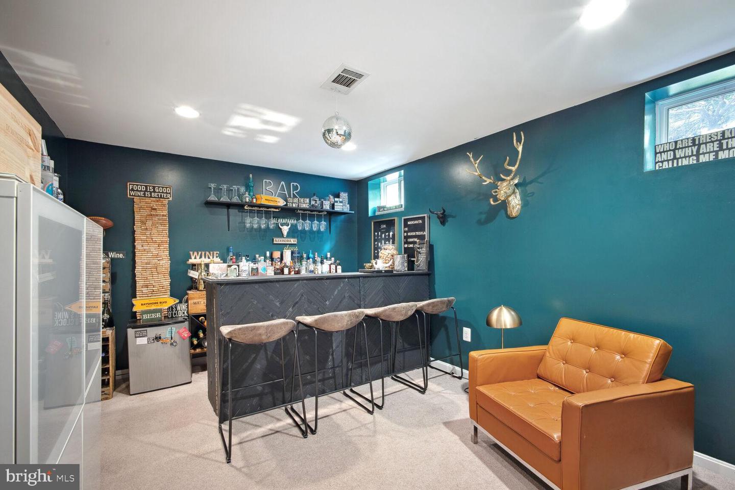 7136 LAKE COVE DR, ALEXANDRIA, Virginia 22315, 3 Bedrooms Bedrooms, 6 Rooms Rooms,2 BathroomsBathrooms,Residential,For sale,7136 LAKE COVE DR,VAFX2286994 MLS # VAFX2286994