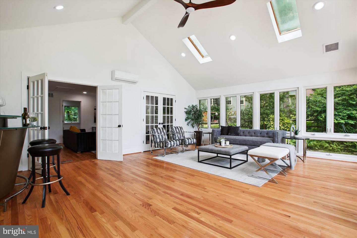 2000 HOMER TER, RESTON, Virginia 20191, 6 Bedrooms Bedrooms, ,5 BathroomsBathrooms,Residential,For sale,2000 HOMER TER,VAFX2287032 MLS # VAFX2287032