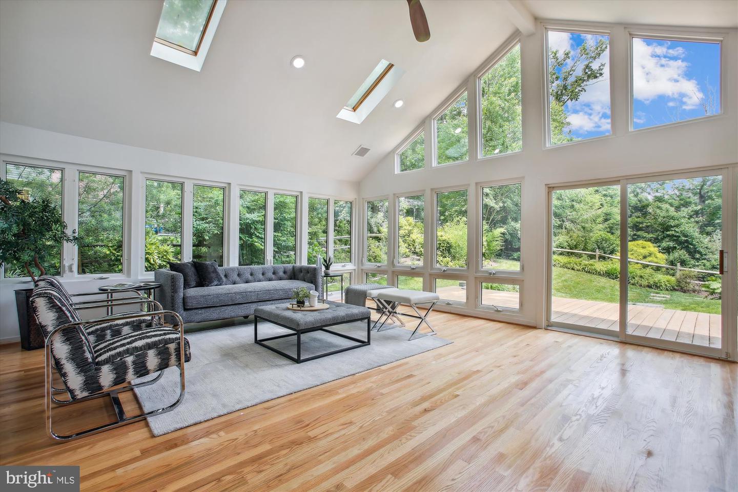 2000 HOMER TER, RESTON, Virginia 20191, 6 Bedrooms Bedrooms, ,5 BathroomsBathrooms,Residential,For sale,2000 HOMER TER,VAFX2287032 MLS # VAFX2287032