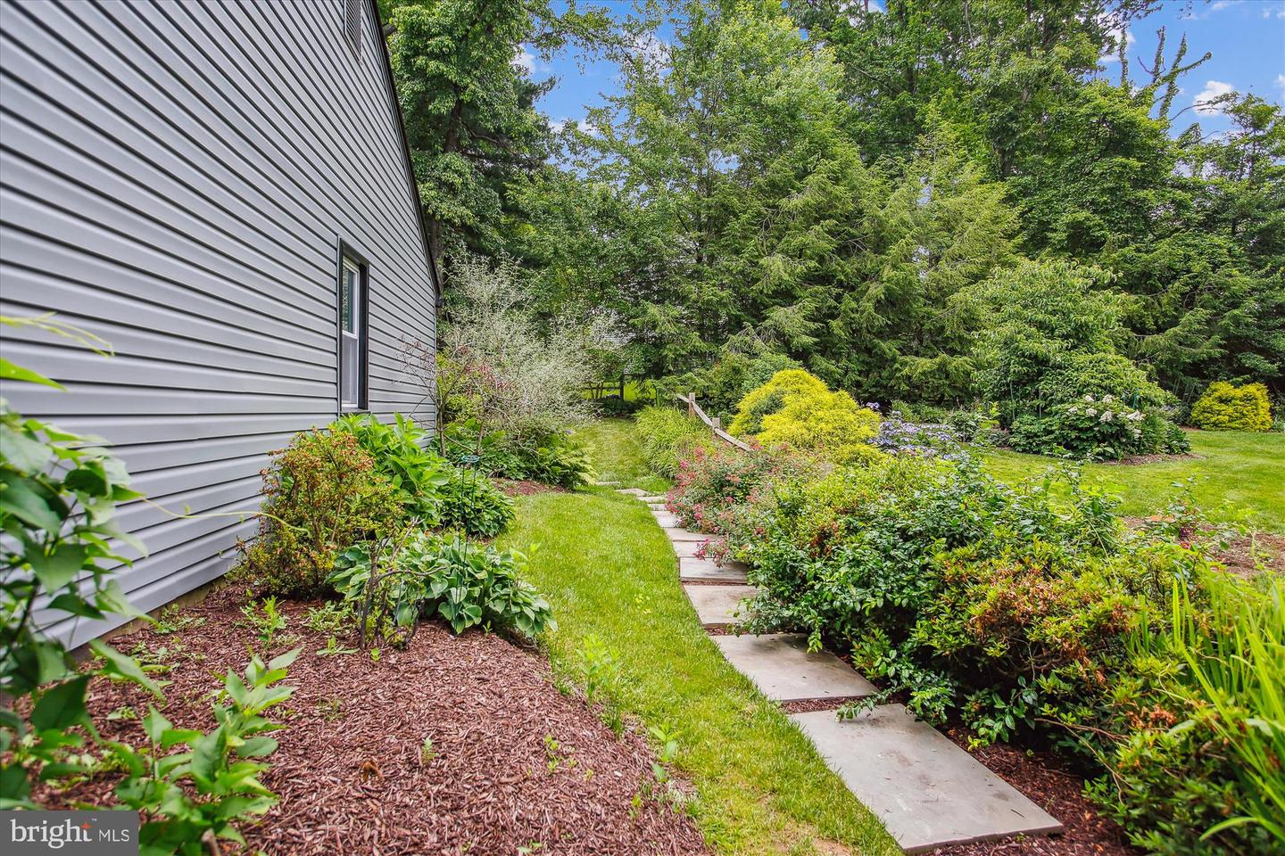 2000 HOMER TER, RESTON, Virginia 20191, 6 Bedrooms Bedrooms, ,5 BathroomsBathrooms,Residential,For sale,2000 HOMER TER,VAFX2287032 MLS # VAFX2287032