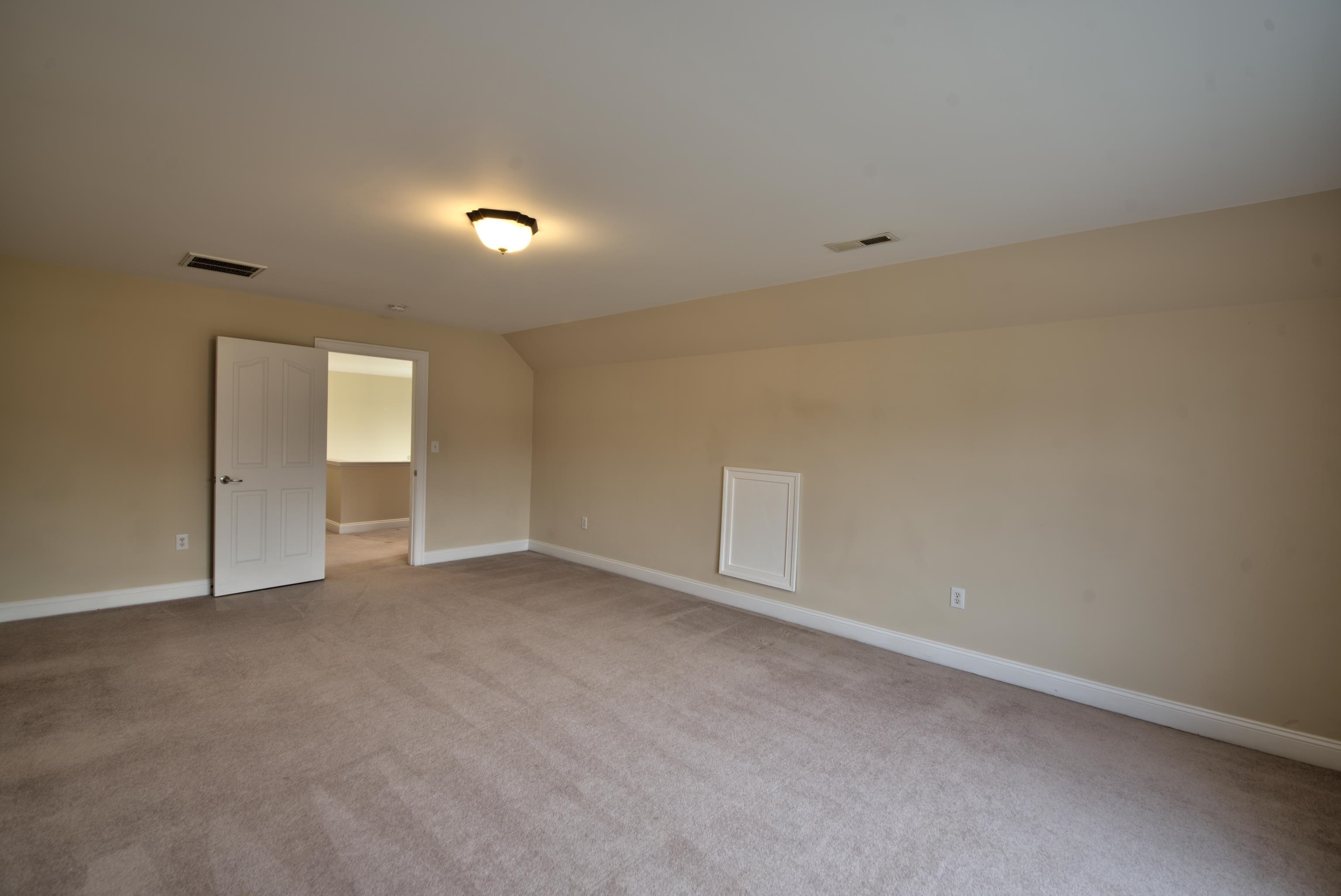 5 ALBA CIR, WAYNESBORO, Virginia 22980, 4 Bedrooms Bedrooms, ,2 BathroomsBathrooms,Residential,5 ALBA CIR,673937 MLS # 673937