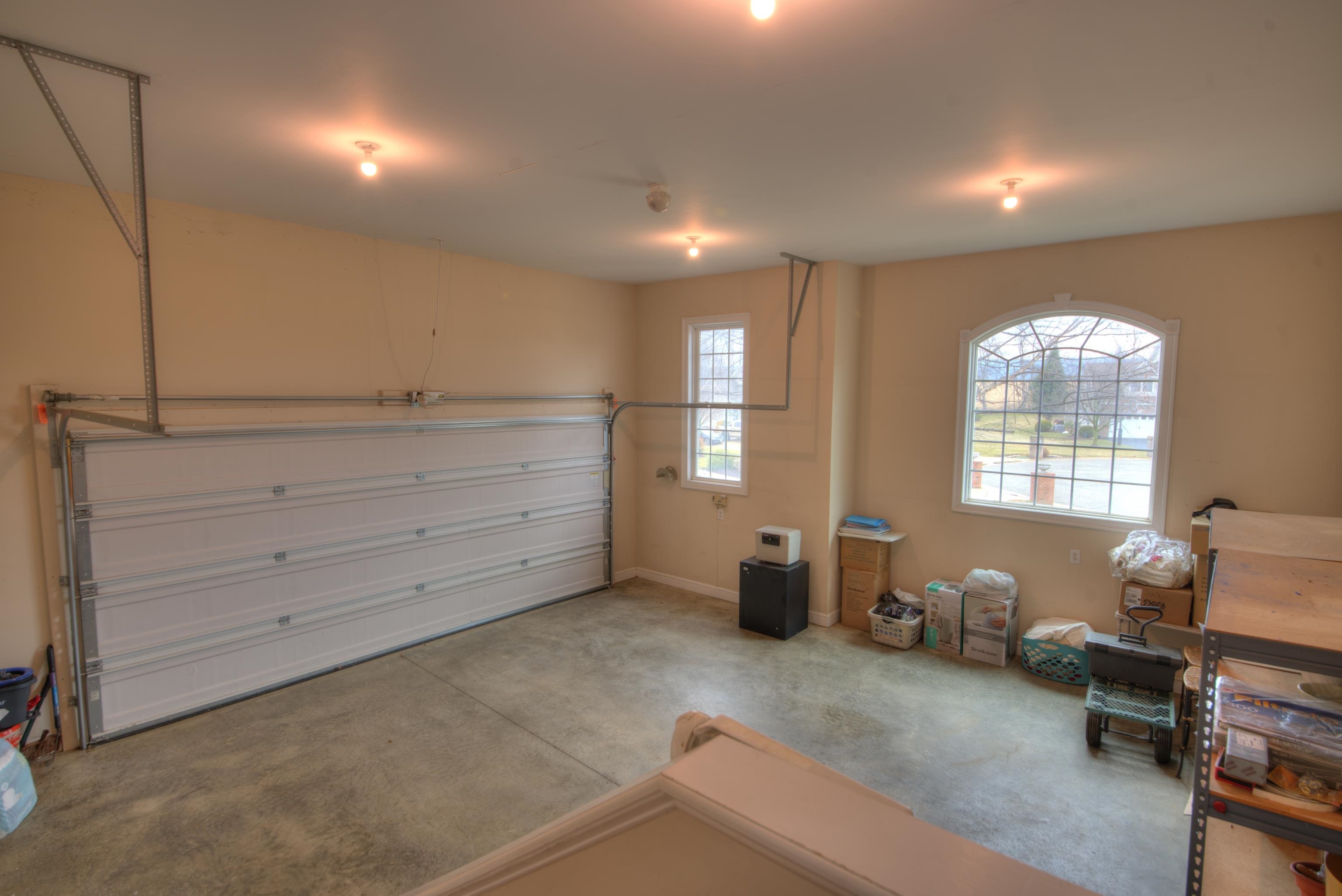 5 ALBA CIR, WAYNESBORO, Virginia 22980, 4 Bedrooms Bedrooms, ,2 BathroomsBathrooms,Residential,5 ALBA CIR,673937 MLS # 673937