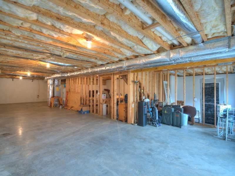 5 ALBA CIR, WAYNESBORO, Virginia 22980, 4 Bedrooms Bedrooms, ,2 BathroomsBathrooms,Residential,5 ALBA CIR,673937 MLS # 673937