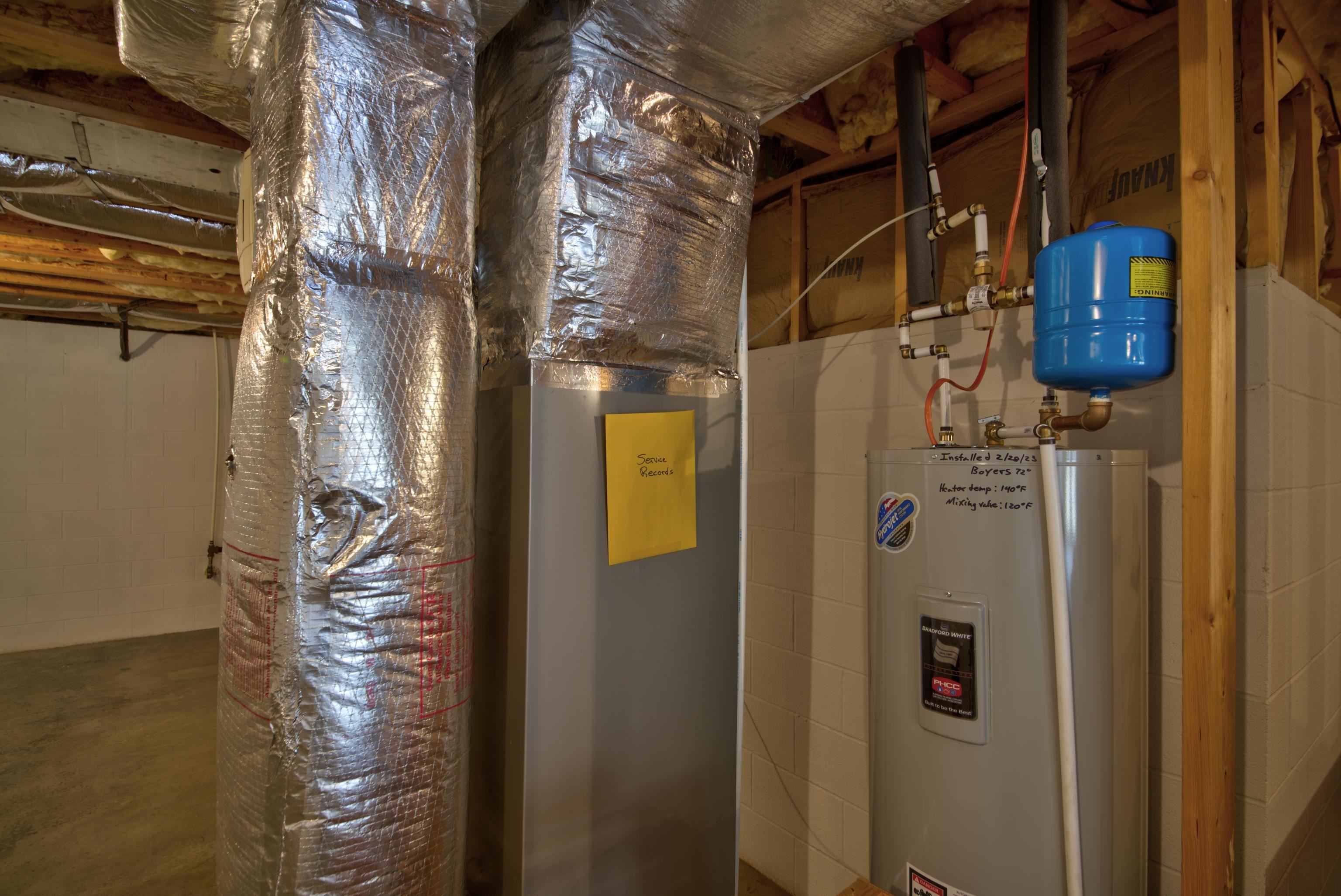 5 ALBA CIR, WAYNESBORO, Virginia 22980, 4 Bedrooms Bedrooms, ,2 BathroomsBathrooms,Residential,5 ALBA CIR,673937 MLS # 673937