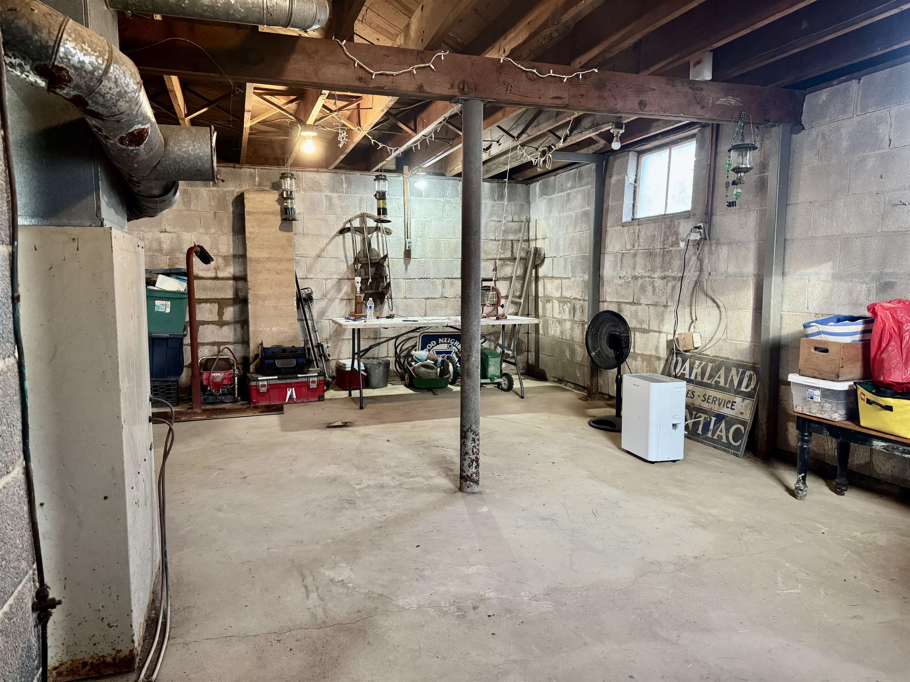 206 E BANK ST, BRIDGEWATER, Virginia 22812, 2 Bedrooms Bedrooms, ,1 BathroomBathrooms,Residential,206 E BANK ST,673938 MLS # 673938