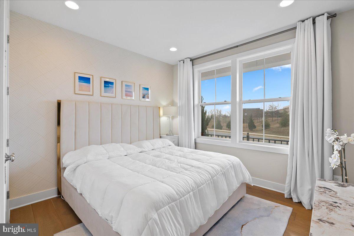 42104 CREIGHTON RD, ASHBURN, Virginia 20148, 6 Bedrooms Bedrooms, ,4 BathroomsBathrooms,Residential,For sale,42104 CREIGHTON RD,VALO2114598 MLS # VALO2114598